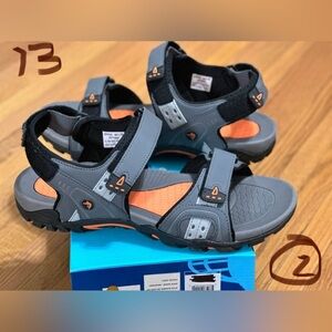 REEL LEGEND/ MENS GREY & ORANGE SANDALS